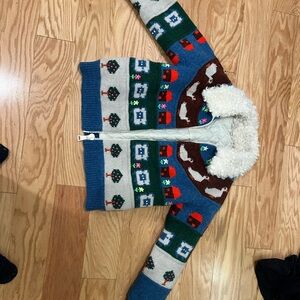 Cozy Multicolor Patterned sweater puffer never worn